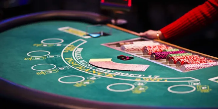 Mẹo chơi Blackjack - Bật mí chiến thuật độc quyền từ chuyên gia Saowin